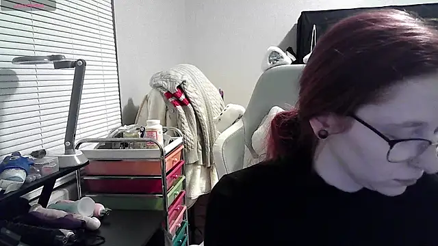 LilyFoxxx online show from January 22, 2025, 4:55 am
