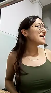 Snapshot of AddisonMars chatting on December 4, 2024, 10:02 am AddisonMars online show from December 4, 2024, 10:02 am