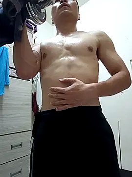 chiata410 online show from April 5, 2026, 1:08 pm