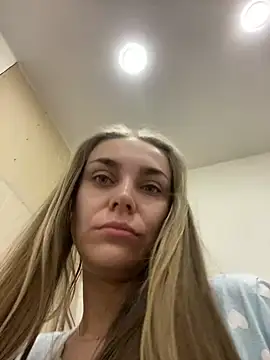 Snapshot of Burning_girlss chatting on December 27, 2024, 11:10 pm Burning girlss online show from December 27, 2024, 11:10 pm