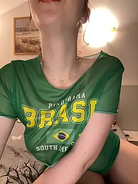 lolippp666 online show from April 5, 2026, 9:23 pm