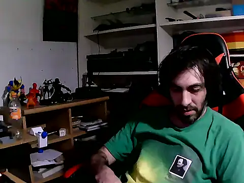 johnwood88 online show from November 15, 2025, 10:48 pm