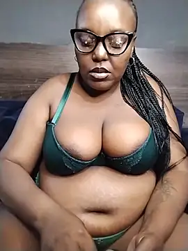 CHERRYYUMMY online show from April 14, 2026, 5:13 am