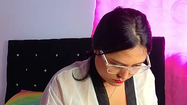 Snapshot of Sweet_xuee18 chatting on January 28, 2025, 6:07 pm Sweet xuee18 online show from January 28, 2025, 6:07 pm