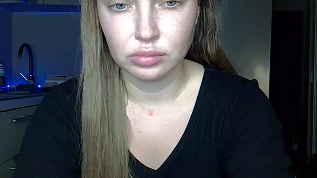 Lucky Anna online show from April 6, 2026, 5:58 pm