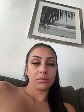 bbzinharosa online show from October 15, 2025, 7:58 pm