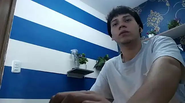 Snapshot of Jonathan_Moreau chatting on December 7, 2024, 5:09 pm Jonathan Moreau online show from December 7, 2024, 5:09 pm