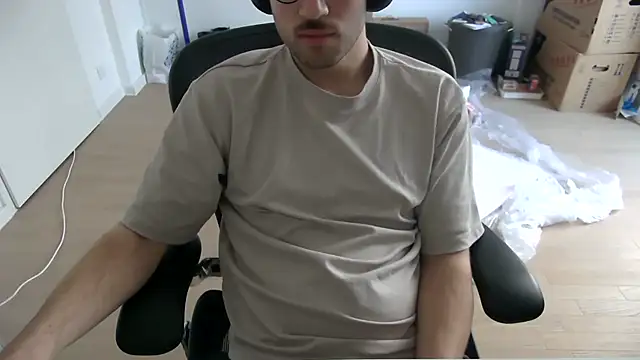 taallguyy 196 online show from March 10, 2026, 6:40 am