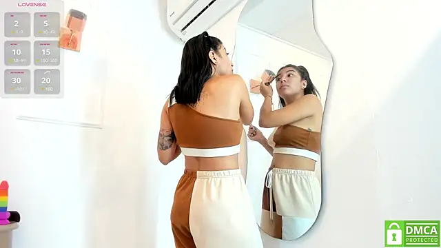 khloeblake online show from February 5, 2025, 5:30 am