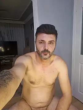 hot man eray online show from December 4, 2025, 4:27 pm