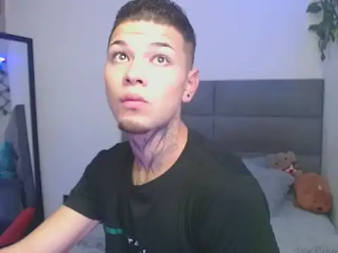 Snapshot of MarceloMilk chatting on October 13, 2025, 5:18 am MarceloMilk online show from October 13, 2025, 5:18 am