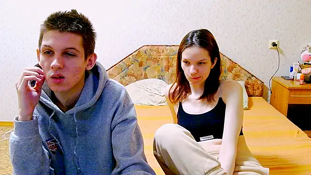 Snapshot of Ivy_Lester chatting on March 10, 2025, 11:27 pm Ivy Lester online show from March 10, 2025, 11:27 pm