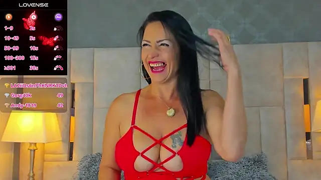 Snapshot of Valery_Diamond chatting on January 14, 2025, 2:53 pm Valery Diamond online show from January 14, 2025, 2:53 pm