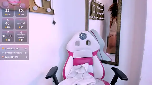 Snapshot of Valery_Maravilla_ chatting on January 24, 2025, 1:45 am Valery Maravilla online show from January 24, 2025, 1:45 am