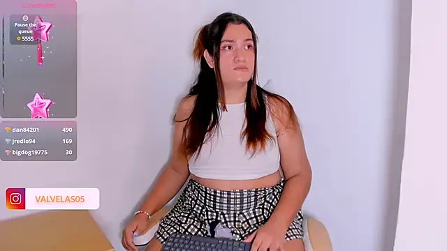 Snapshot of Valery_Maravilla_ chatting on March 3, 2025, 3:52 am Valery Maravilla online show from March 3, 2025, 3:52 am