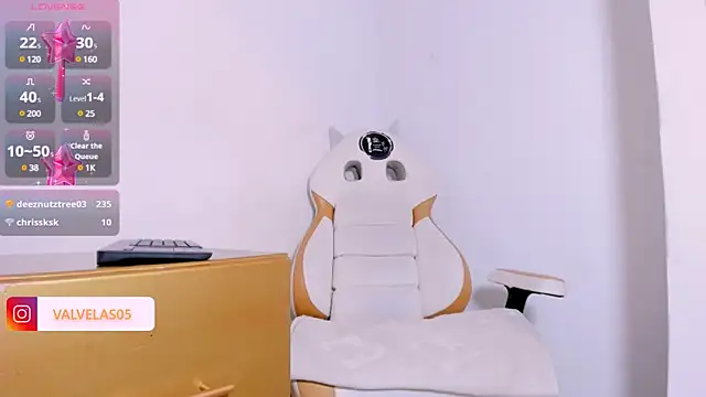 Snapshot of Valery_Maravilla_ chatting on March 3, 2025, 10:06 am Valery Maravilla online show from March 3, 2025, 10:06 am