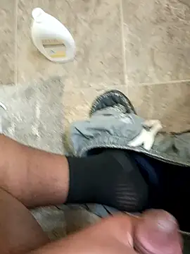 dvaughn3117 online show from September 13, 2025, 7:08 am