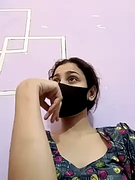 magicmoment00786 online show from September 25, 2025, 12:53 pm