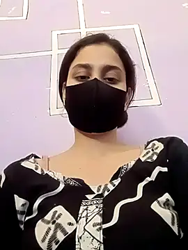 magicmoment00786 online show from October 25, 2025, 5:30 pm