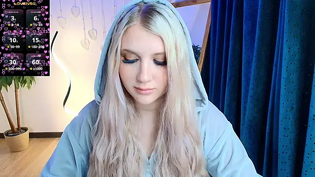 Evacadooo online show from February 6, 2026, 2:38 am