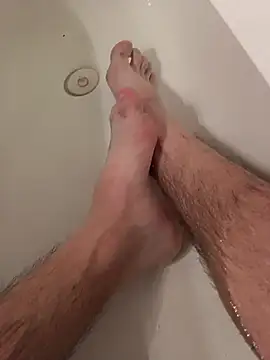 kisandgioni online show from February 25, 2026, 6:28 pm