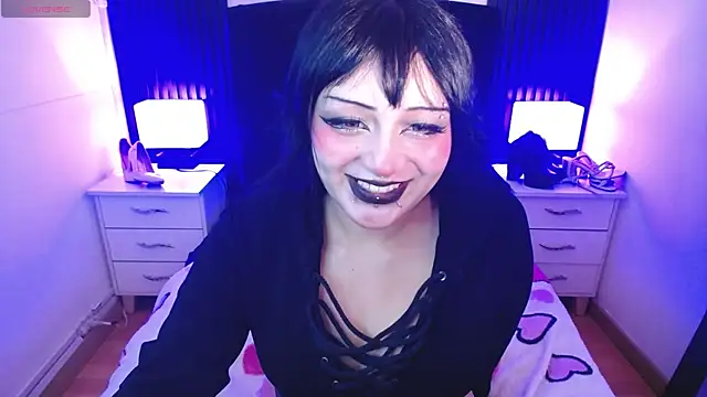 honney dark online show from February 1, 2025, 2:26 am