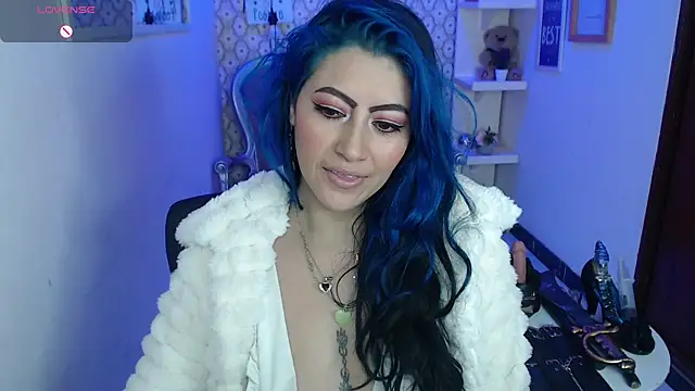 scarleth blue online show from January 23, 2025, 6:06 am