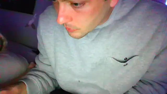 rickyslick123 online show from December 15, 2024, 1:32 pm