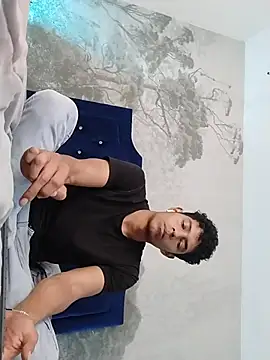 Snapshot of wagz chatting on November 6, 2025, 3:02 pm wagz online show from November 6, 2025, 3:02 pm