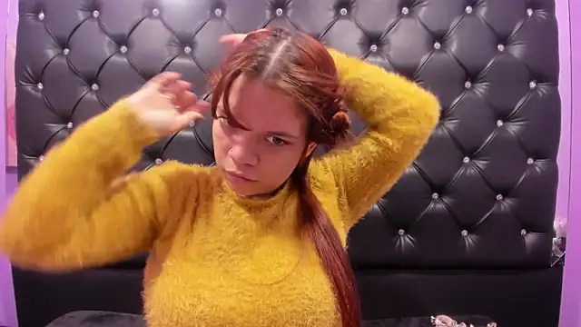 MelanyCarter18 online show from September 29, 2025, 2:00 pm