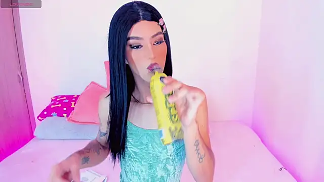 Snapshot of Ashley_Reminton chatting on February 21, 2025, 6:07 am Ashley Reminton online show from February 21, 2025, 6:07 am