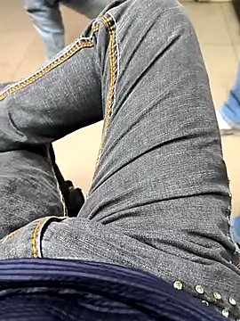 Snapshot of faaseel chatting on September 19, 2025, 10:05 am faaseel online show from September 19, 2025, 10:05 am