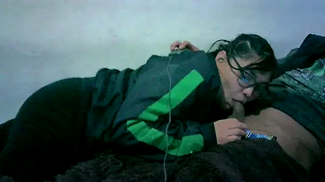 Snapshot of patynalgona chatting on December 18, 2025, 10:21 am patynalgona online show from December 18, 2025, 10:21 am