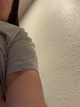 Snapshot of avarckssss chatting on January 19, 2025, 2:15 am avarckssss online show from January 19, 2025, 2:15 am