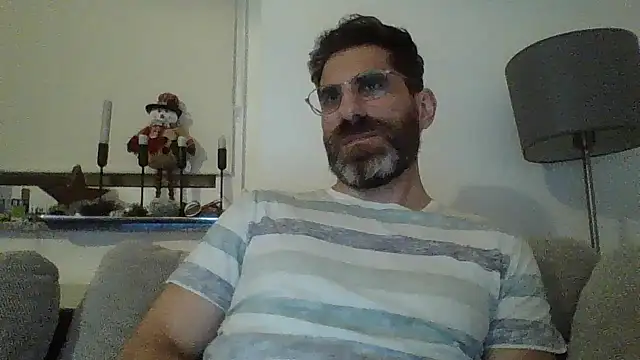 Snapshot of alcatraz009 chatting on December 23, 2024, 8:57 pm alcatraz009 online show from December 23, 2024, 8:57 pm