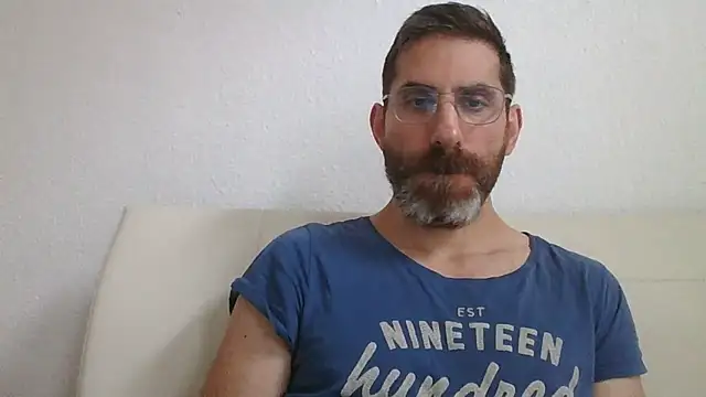 Snapshot of alcatraz009 chatting on November 1, 2025, 1:57 pm alcatraz009 online show from November 1, 2025, 1:57 pm