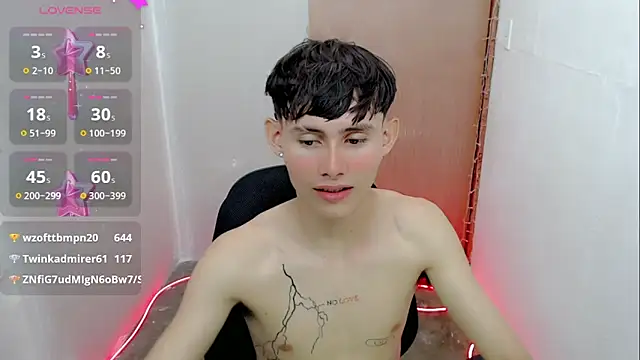 Snapshot of tanjiro_cute chatting on January 6, 2025, 7:31 am tanjiro cute online show from January 6, 2025, 7:31 am