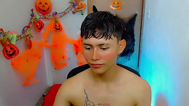 Snapshot of tanjiro_cute chatting on November 6, 2025, 10:16 am tanjiro cute online show from November 6, 2025, 10:16 am