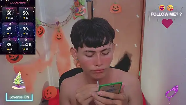 tanjiro cute online show from November 23, 2025, 5:29 am