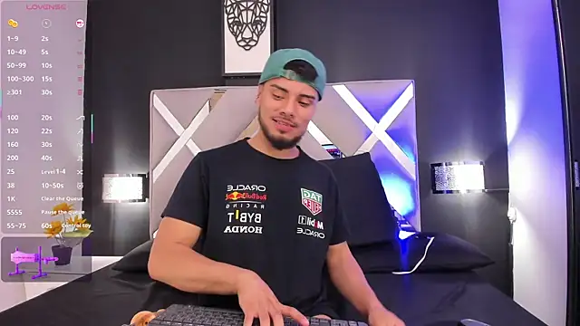 Tommidubois online show from March 4, 2025, 8:13 am