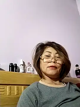 Baby-tits2024 online show from January 12, 2025, 9:29 pm