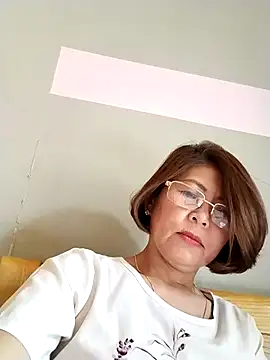 Baby-tits2024 online show from March 15, 2025, 6:25 am