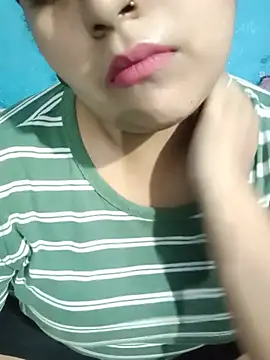 Love-Veronica online show from July 19, 2026, 5:49 pm