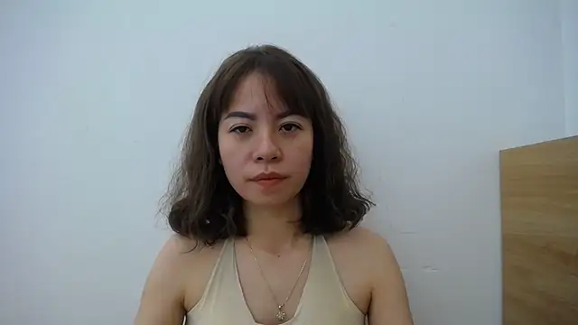 HotQueen online show from January 28, 2025, 7:43 am