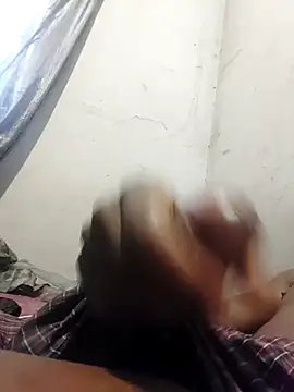 Snapshot of malcom1809 chatting on October 29, 2025, 12:40 pm malcom1809 online show from October 29, 2025, 12:40 pm