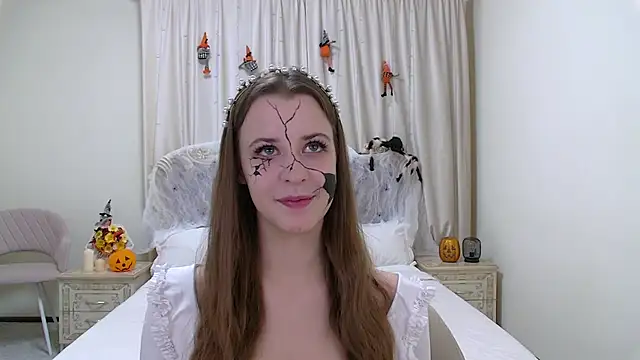 AgataAisitt online show from October 30, 2025, 5:35 pm