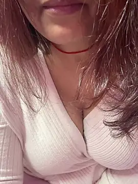 Snapshot of _nishalove19 chatting on January 19, 2025, 10:17 pm nishalove19 online show from January 19, 2025, 10:17 pm