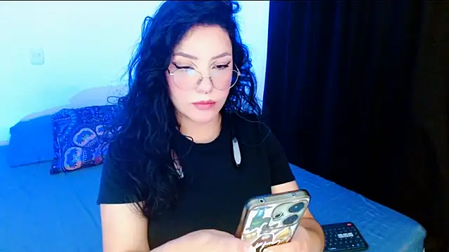 Snapshot of DollCam__ chatting on October 7, 2025, 11:13 pm DollCam online show from October 7, 2025, 11:13 pm