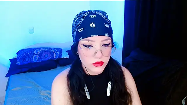 Snapshot of DollCam__ chatting on October 29, 2025, 1:52 am DollCam online show from October 29, 2025, 1:52 am