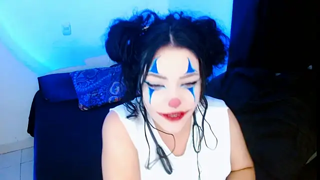 Snapshot of DollCam__ chatting on October 31, 2025, 2:12 am DollCam online show from October 31, 2025, 2:12 am